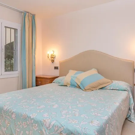160826 - Acogedora En Turo De Lloret De 10 Pers 4 Dormitorios Con Vistas. Villa *