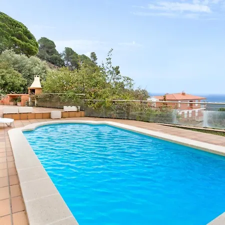 160826 - Acogedora En Turo De Lloret De 10 Pers 4 Dormitorios Con Vistas.